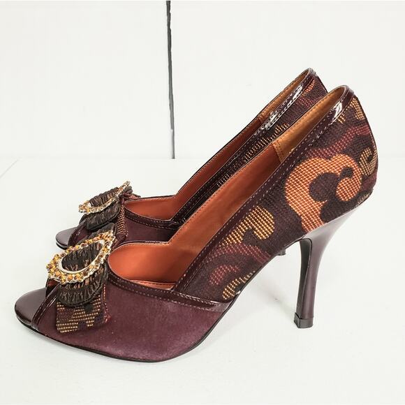 Chinese Laundry Dazzling Bow Suede Leather Pumps - Picture 7 of 8